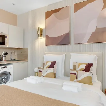 Modern With Cozy Atmosphere In Appartamento *