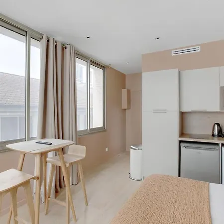Modern With Cozy Atmosphere In Appartamento