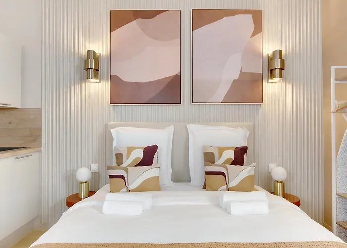 Modern With Cozy Atmosphere In דירה *